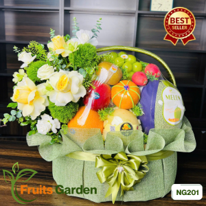 Giỏ trái cây kèm hoa tươi NG201